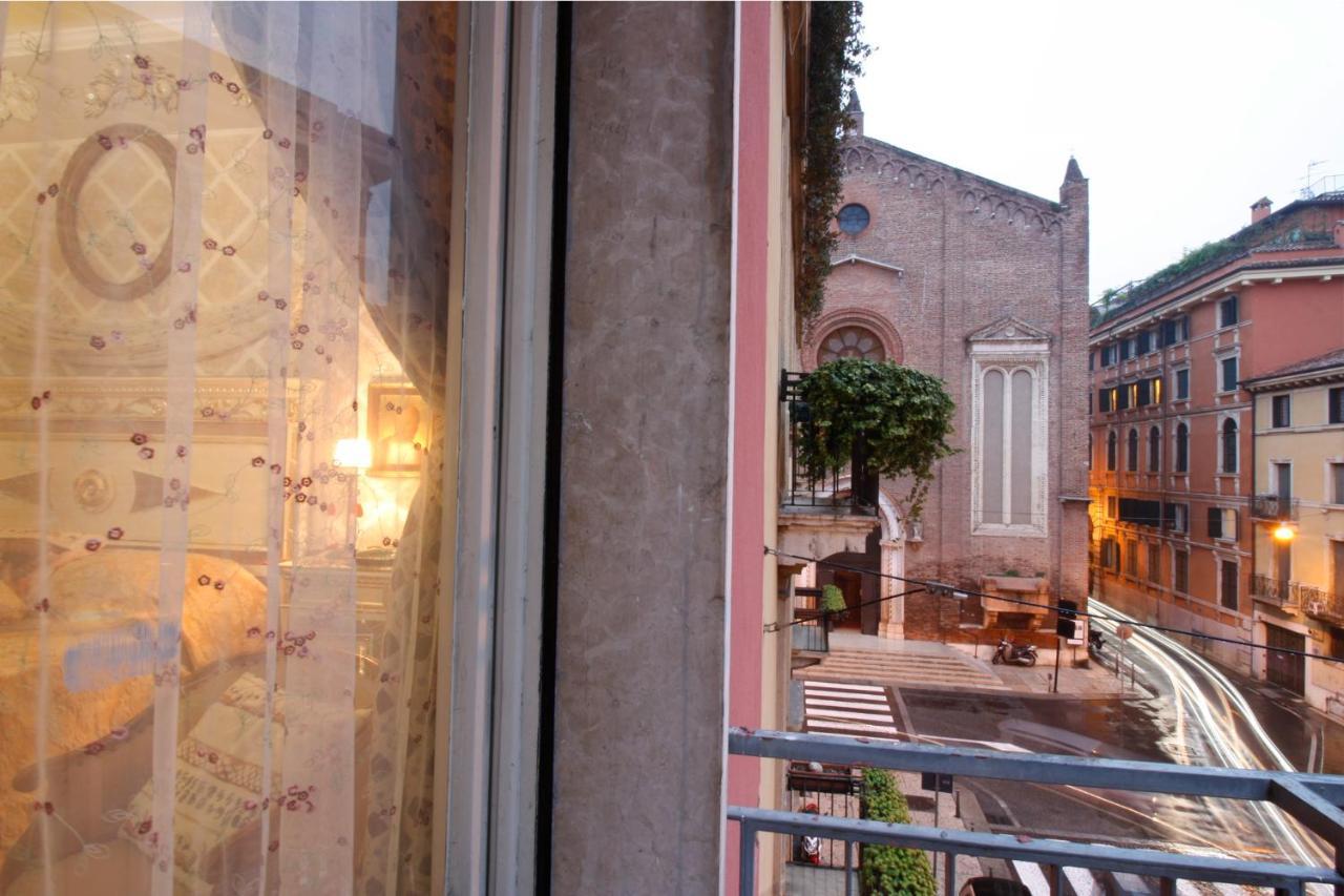 Casa Vittoria Bridge Acomodação com café da manhã Verona Exterior foto
